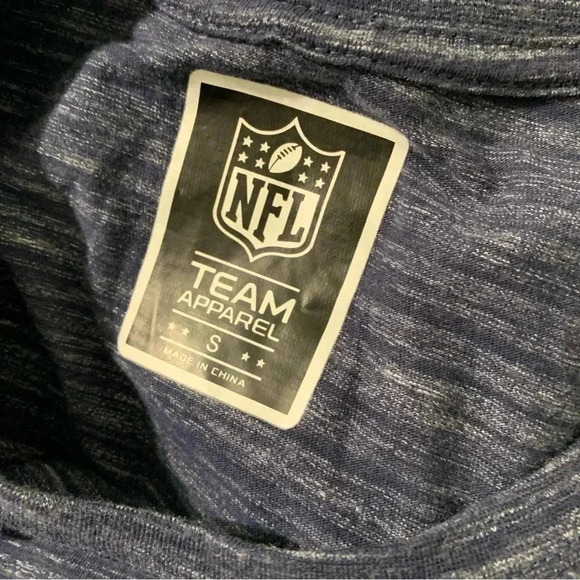 Chicago Bears Shirt Men Small Blue Short Sleeve Crew Neck Cotton Blend NFL - Picture 3 of 5